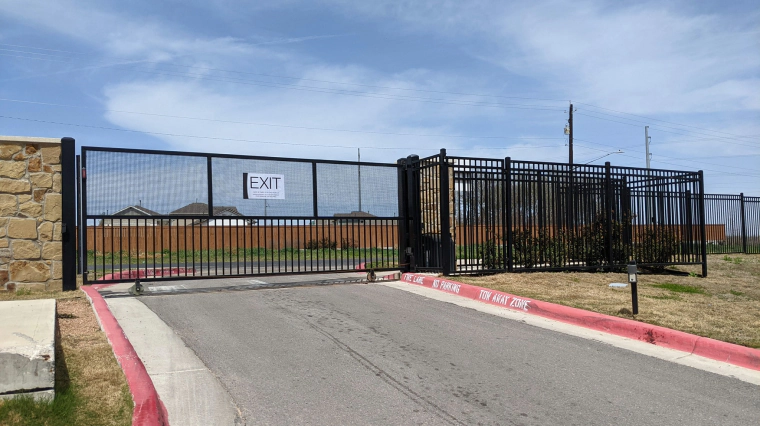 Service Gate Maintenance (1)